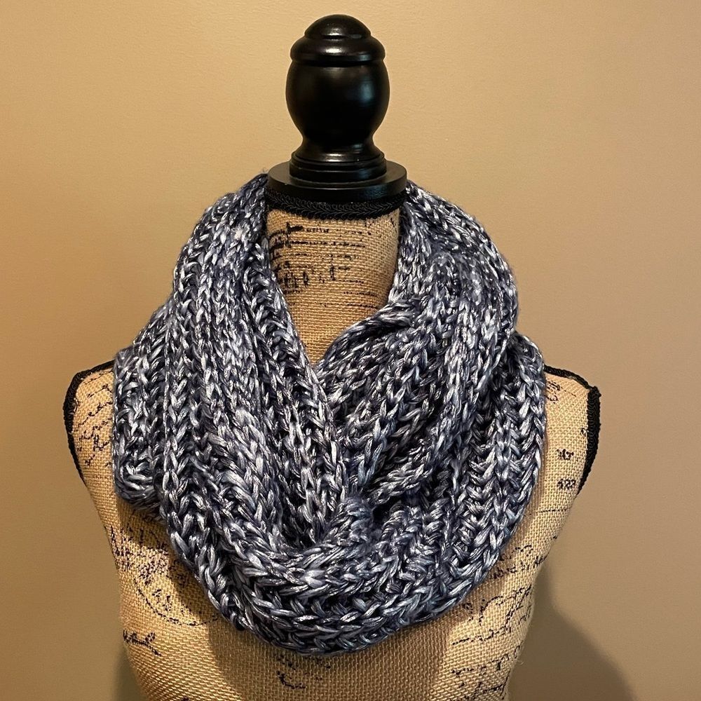 NWT Anthropologie Vincent Pradier Blue Metallic Infinity Scarf